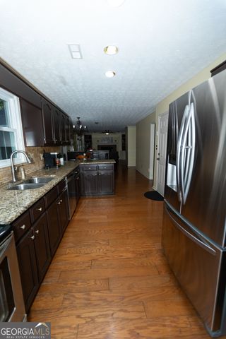 326 Legacy Lane, Peachtree City, GA 30269