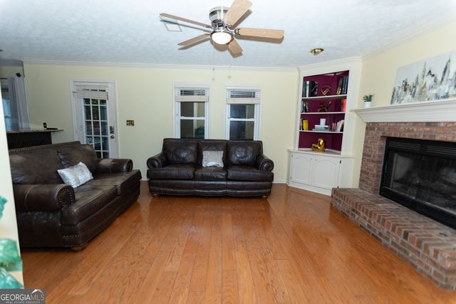 326 Legacy Lane, Peachtree City, GA 30269
