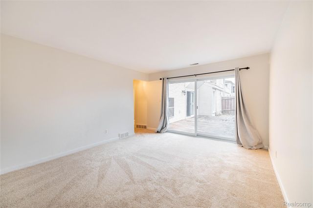 8063 Colony Drive 1, Grosse Ile Township, MI 48138