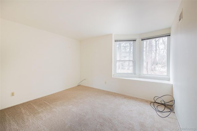 8063 Colony Drive 1, Grosse Ile Township, MI 48138