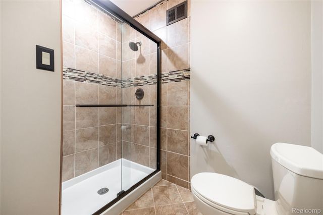 8063 Colony Drive 1, Grosse Ile Township, MI 48138