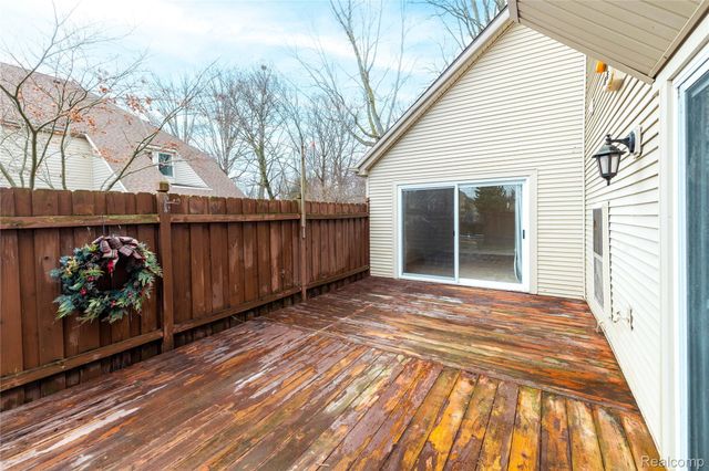 8063 Colony Drive 1, Grosse Ile Township, MI 48138