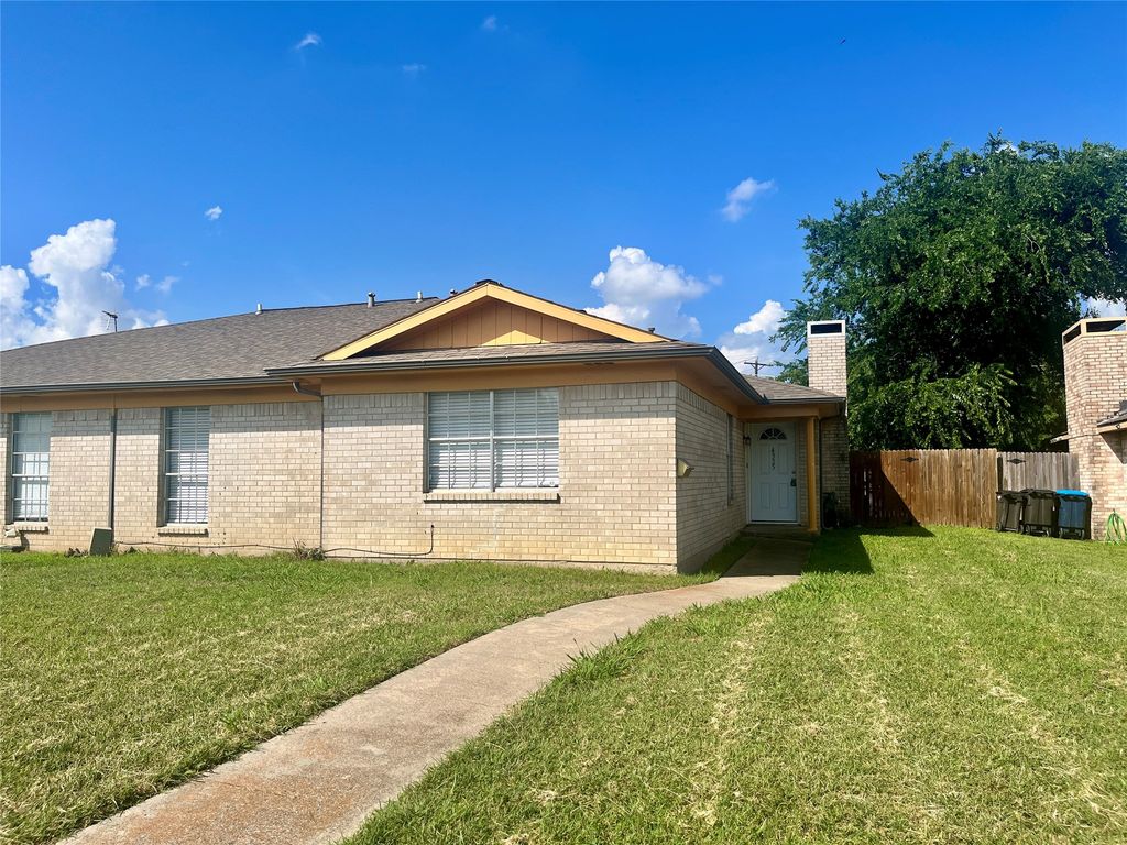 4325 Segura Court S, Fort Worth, TX 76132