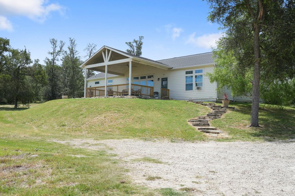 15701 Forest Glenn CV, Del Valle, TX 78617