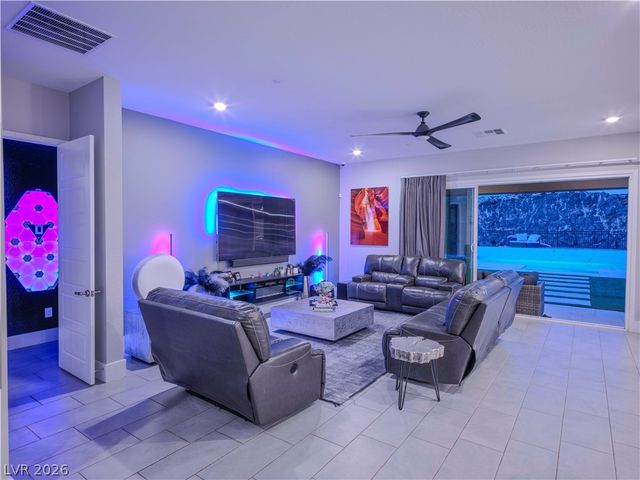 270 Shaded Canyon Drive, Henderson, NV 89012