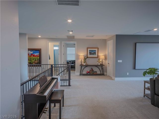 270 Shaded Canyon Drive, Henderson, NV 89012