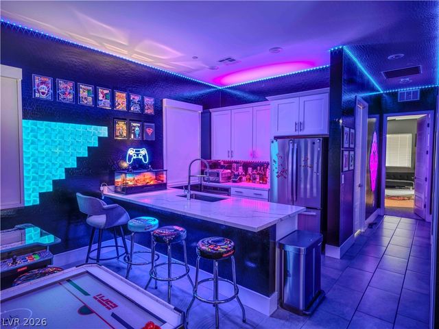 270 Shaded Canyon Drive, Henderson, NV 89012