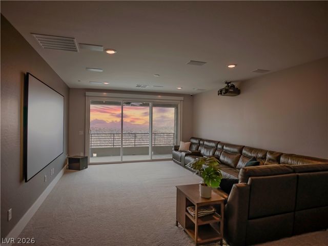 270 Shaded Canyon Drive, Henderson, NV 89012