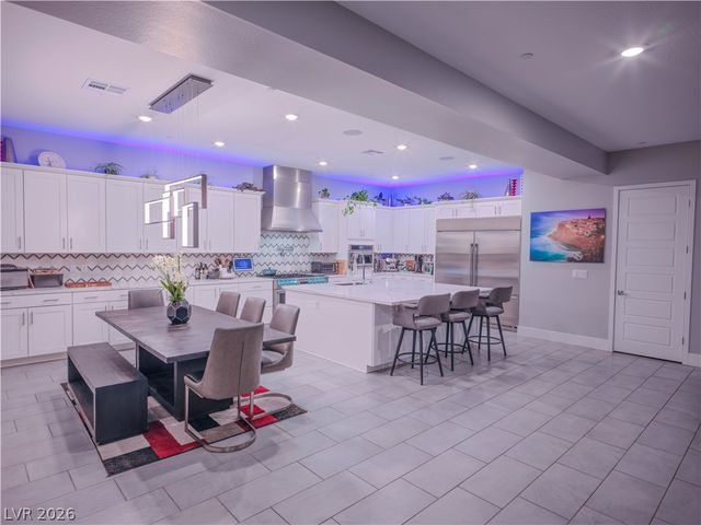 270 Shaded Canyon Drive, Henderson, NV 89012