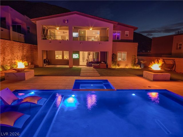 270 Shaded Canyon Drive, Henderson, NV 89012
