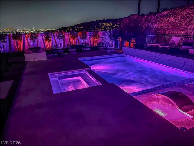 270 Shaded Canyon Drive, Henderson, NV 89012