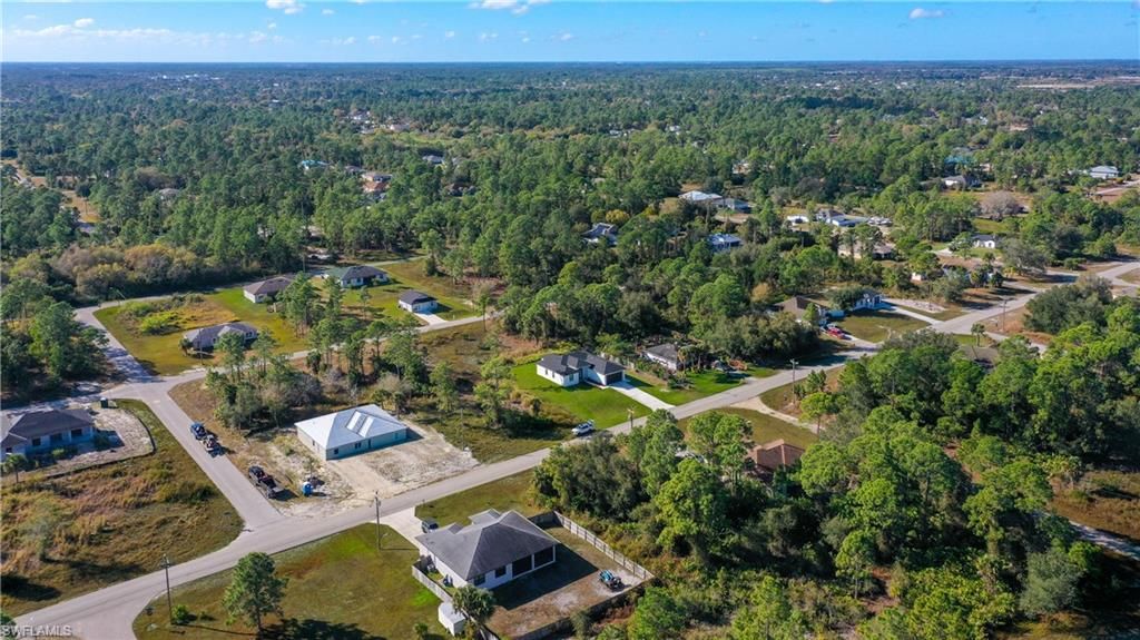 922 Sunrise BLVD, LEHIGH ACRES, FL 33974 — photo 4