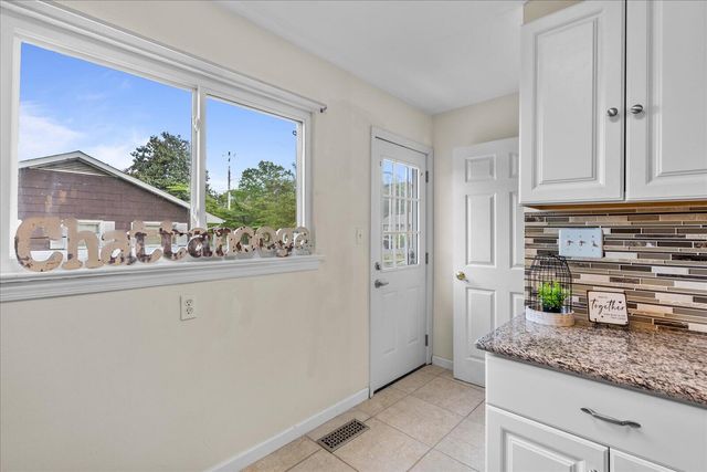 3825 Pin Oak Terrace, Chattanooga, TN 37411