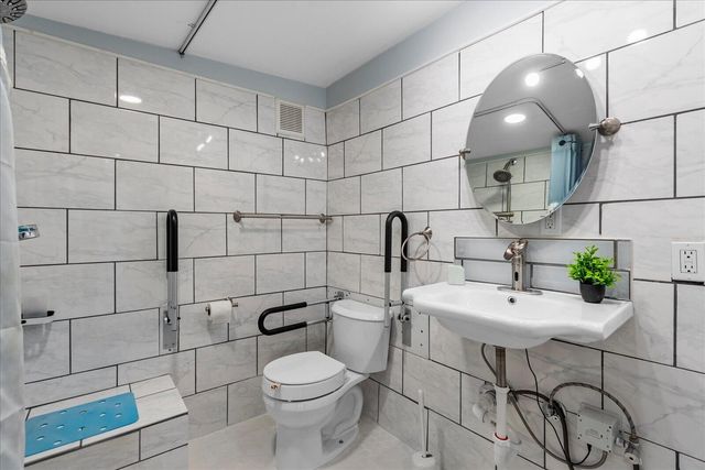 3825 Pin Oak Terrace, Chattanooga, TN 37411