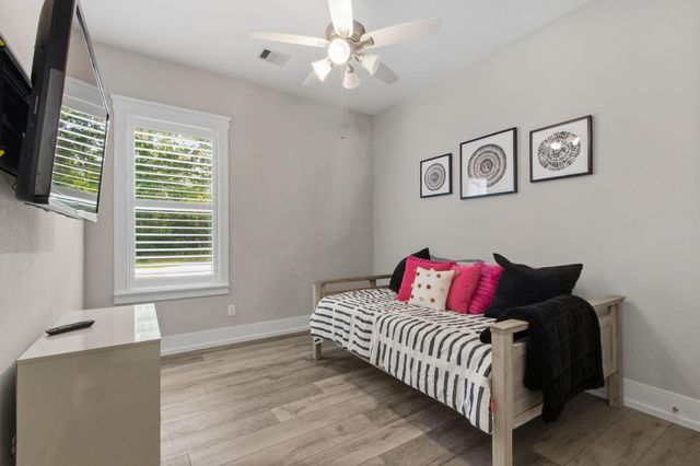 23460 Cannondale Loop, Montgomery, TX 77316