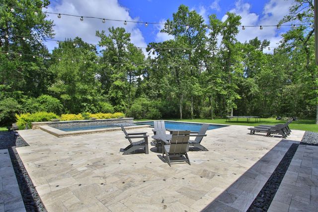 23460 Cannondale Loop, Montgomery, TX 77316