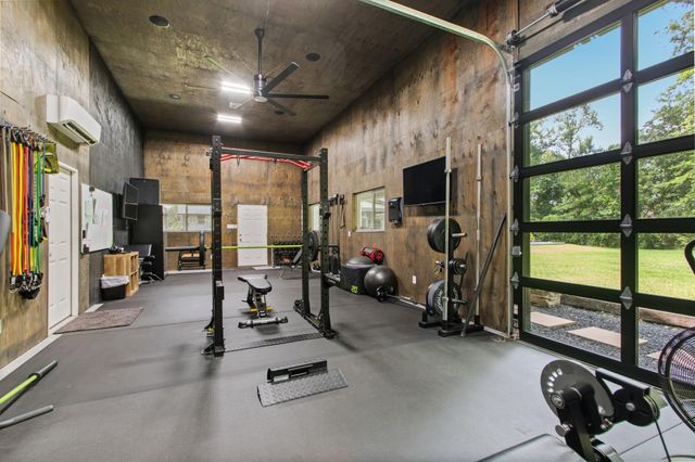 23460 Cannondale Loop, Montgomery, TX 77316