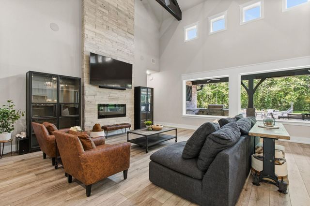 23460 Cannondale Loop, Montgomery, TX 77316