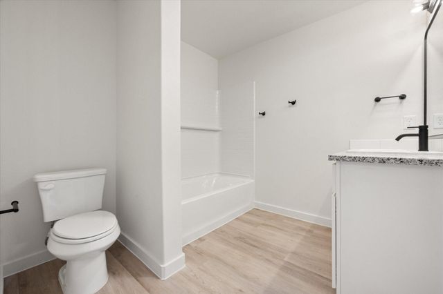 2416 Aberdeen Avenue, Wolfforth, TX 79382