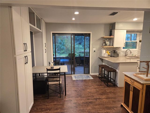 7605 SW 7TH PLACE, Gainesville, FL 32607