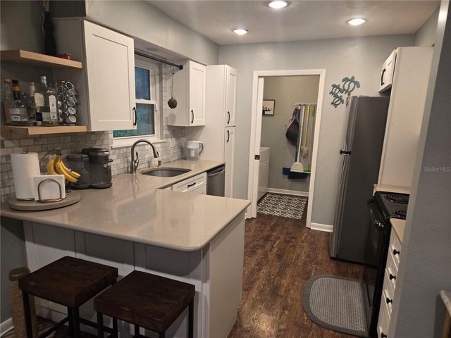 7605 SW 7TH PLACE, Gainesville, FL 32607