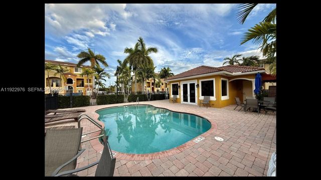 111 NW 2nd Ave 2, Hallandale Beach, FL 33009