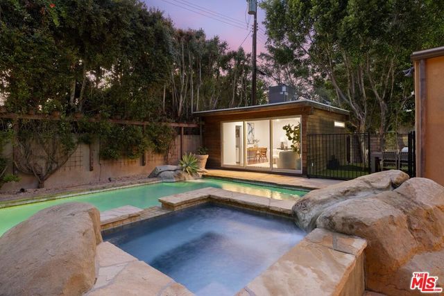 4911 Ben Avenue, Valley Village, CA 91607