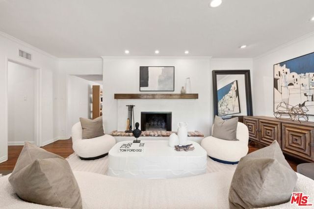 4911 Ben Avenue, Valley Village, CA 91607