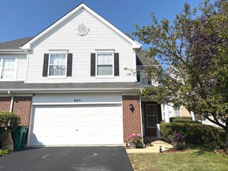 905 Bluebell Circle, Joliet, IL 60431