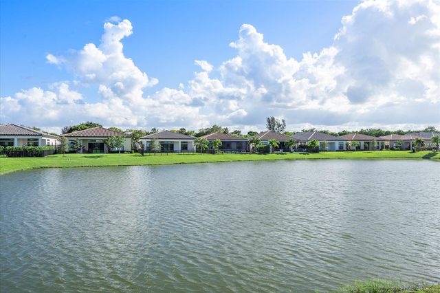 8318 W Blue Spring Drive, Parkland, FL 33067