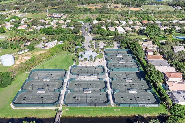 8318 W Blue Spring Drive, Parkland, FL 33067