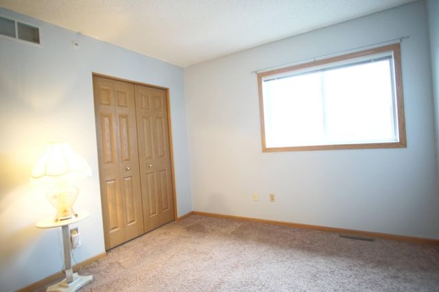 10776 Vale Street NW, Coon Rapids, MN 55433