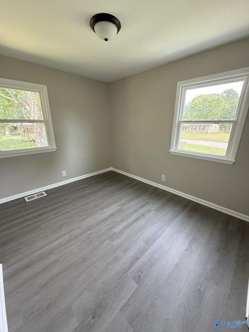 6108 Sandia Blvd, Huntsville, AL 35810