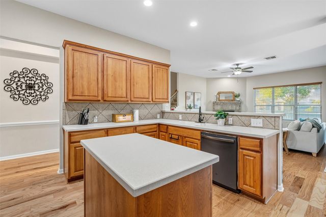 19913 Dornick Hills LN, Pflugerville, TX 78660