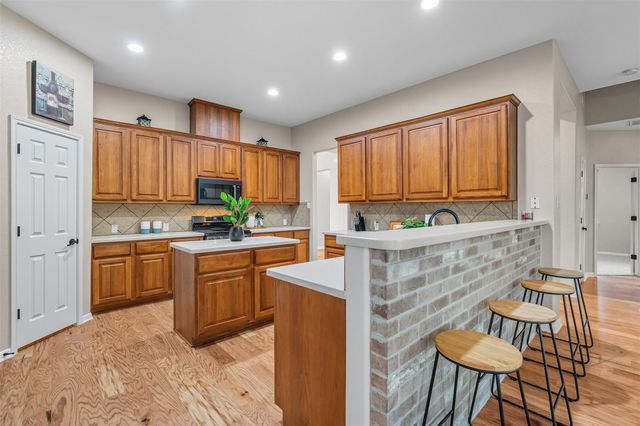 19913 Dornick Hills LN, Pflugerville, TX 78660