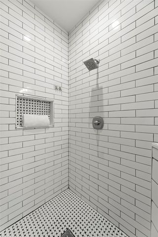 711 4th Street, Sealy, TX 77474