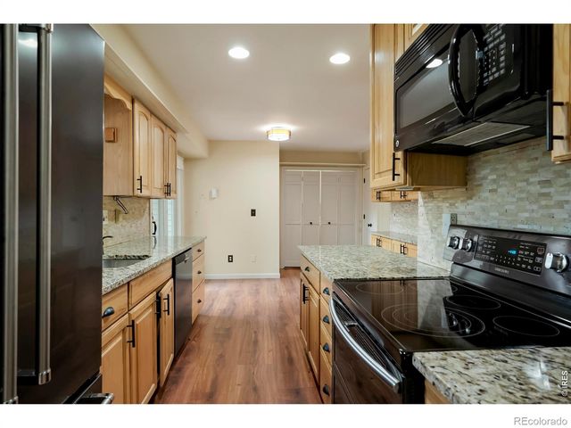 54 S Evanston Way, Aurora, CO 80012