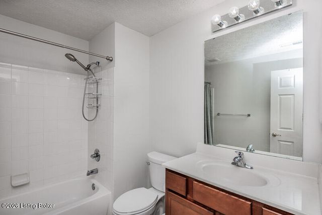 12202 Redspire Dr 301, Louisville, KY 40299