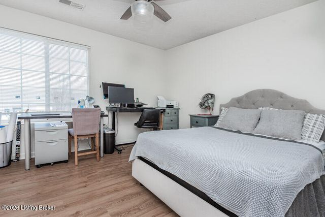 12202 Redspire Dr 301, Louisville, KY 40299