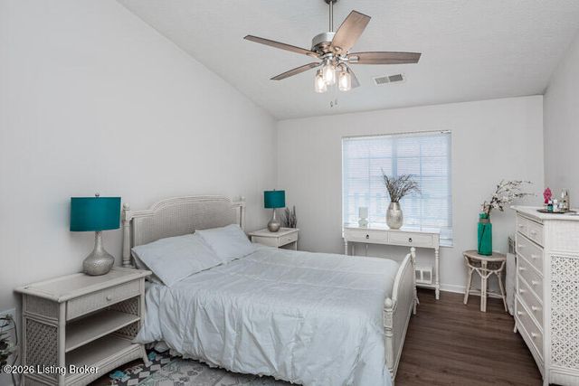 12202 Redspire Dr 301, Louisville, KY 40299