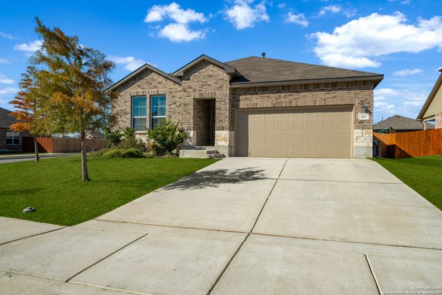 402 Singing Brk, Cibolo, TX 78108