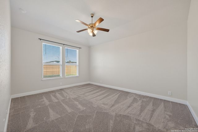 402 Singing Brk, Cibolo, TX 78108