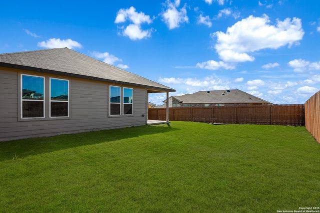 402 Singing Brk, Cibolo, TX 78108