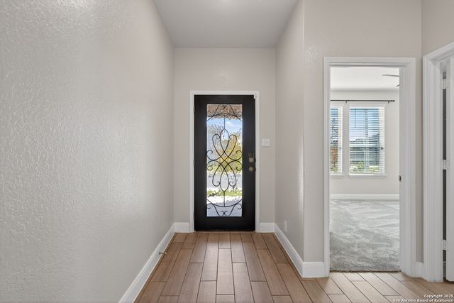 402 Singing Brk, Cibolo, TX 78108