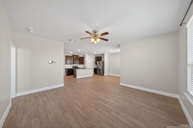 402 Singing Brk, Cibolo, TX 78108