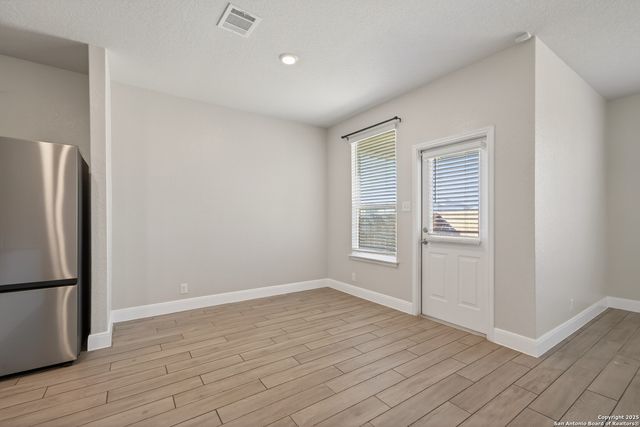 402 Singing Brk, Cibolo, TX 78108