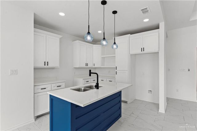 17993 Redwood Street, Combes, TX 78550