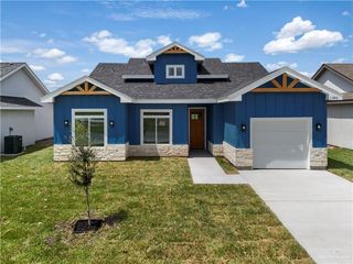 17993 Redwood Street, Combes, TX 78550