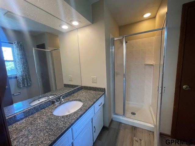 13402 S 27th Circle, Bellevue, NE 68123