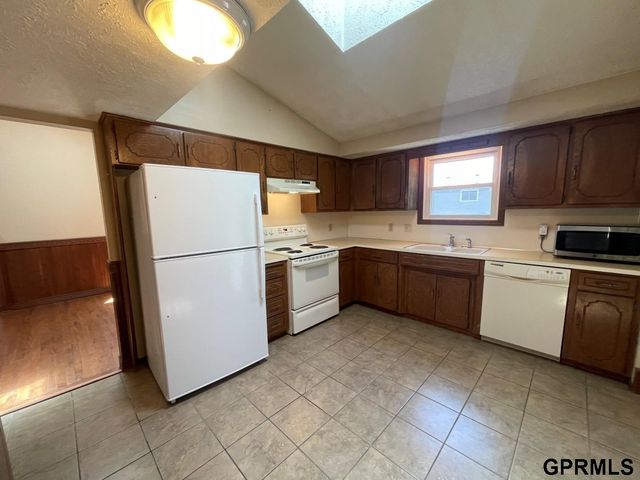 13402 S 27th Circle, Bellevue, NE 68123